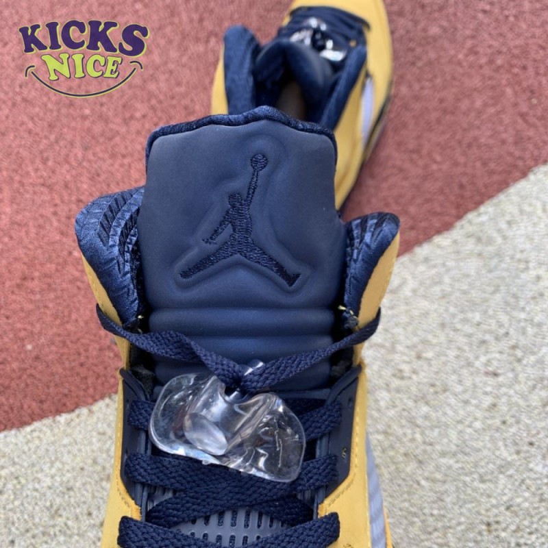 Air Jordan 5 Retro SP 'Michigan' Size 40-47.5 Air Jordan 5 Retro SP 'Michigan' Size 40-47.5
