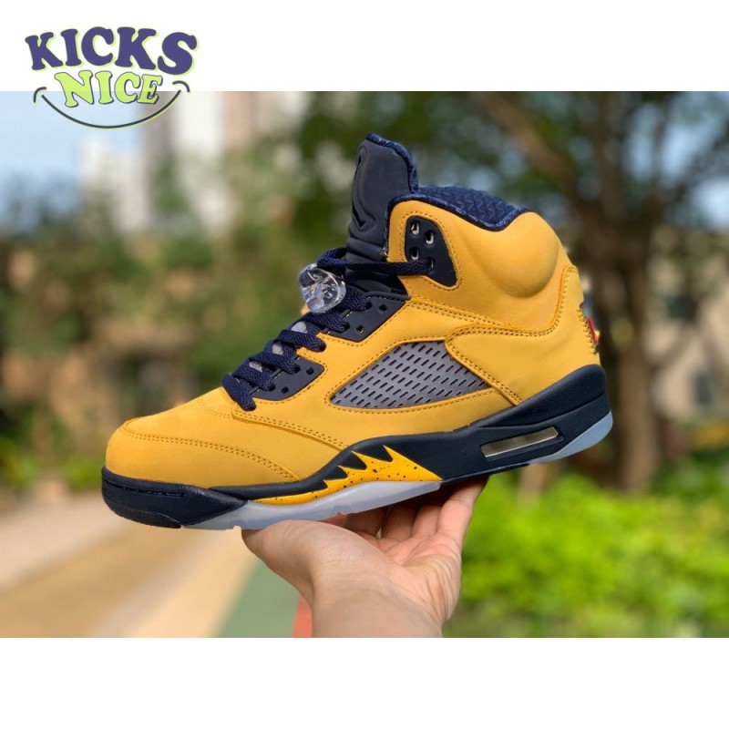 Air Jordan 5 Retro SP 'Michigan' Size 40-47.5 Air Jordan 5 Retro SP 'Michigan' Size 40-47.5