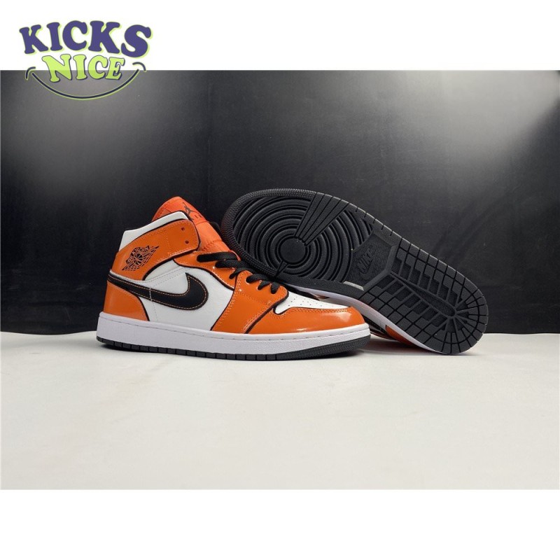 Jordan 1 Mid SE Turf Orange Size 40-46 Jordan 1 Mid SE Turf Orange Size 40-46