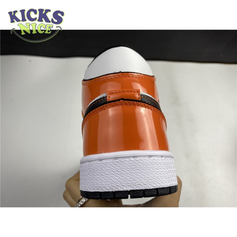 Jordan 1 Mid SE Turf Orange Size 40-46 Jordan 1 Mid SE Turf Orange Size 40-46