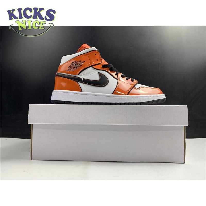 Jordan 1 Mid SE Turf Orange Size 40-46 Jordan 1 Mid SE Turf Orange Size 40-46