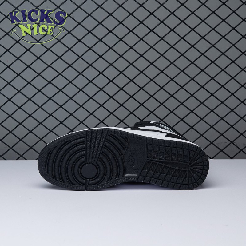 Jordan 1 Retro Black White 555088-010 36-46 Jordan 1 Retro Black White 555088-010 36-46