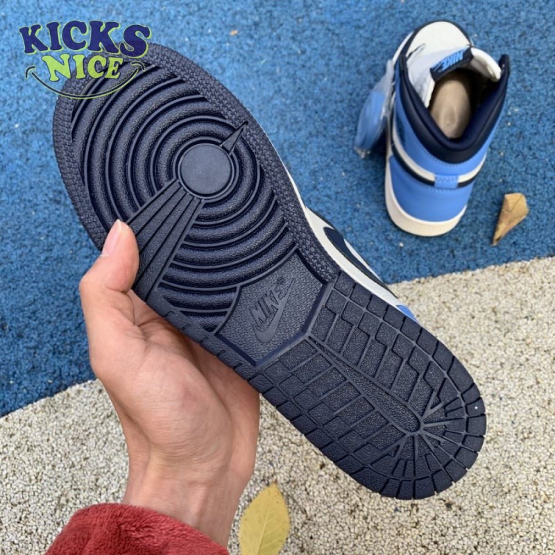 Jordan 1 Retro High Obsidian UNC Size 36-47.5 Jordan 1 Retro High Obsidian UNC Size 36-47.5