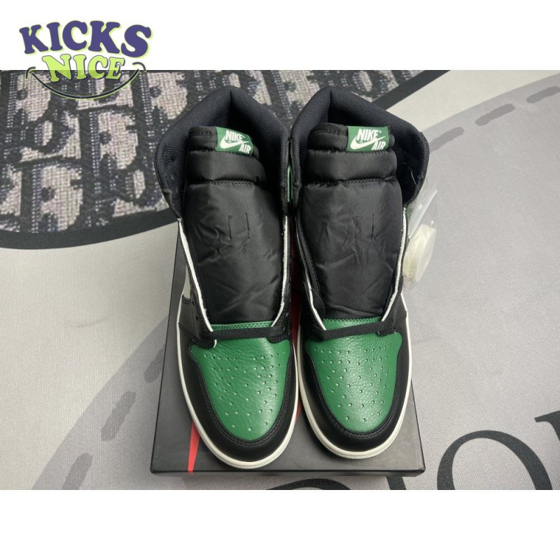 Jordan 1 Retro High Pine Green Size 36-47.5 Jordan 1 Retro High Pine Green Size 36-47.5