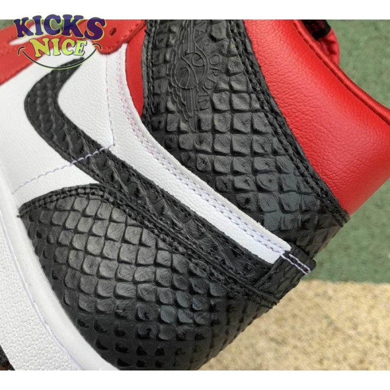 Jordan 1 Retro High Satin Snake Chicago Size 36-46 Jordan 1 Retro High Satin Snake Chicago Size 36-46