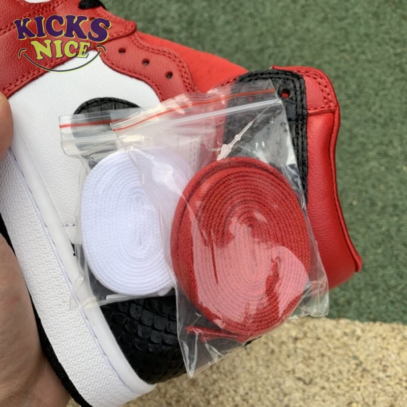 Jordan 1 Retro High Satin Snake Chicago Size 36-46 Jordan 1 Retro High Satin Snake Chicago Size 36-46