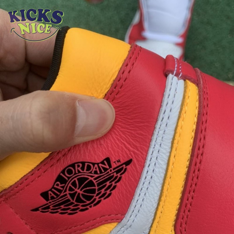 Nike Air Jordan 1 Retro High OG Light Fusion Red Size 40-47.5 Nike Air Jordan 1 Retro High OG Light Fusion Red Size 40-47.5