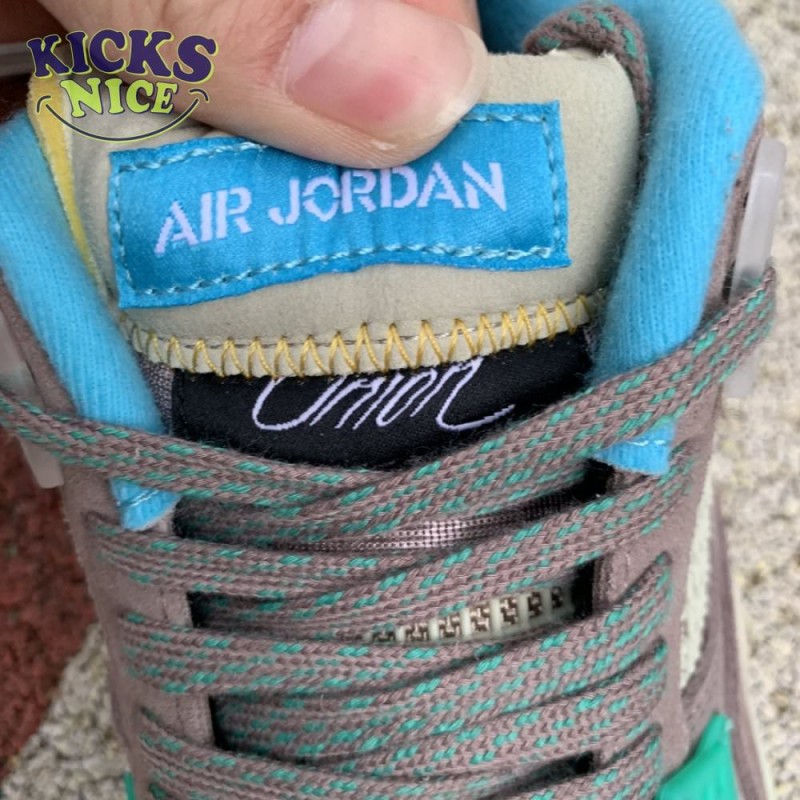 Union LA x Air Jordan 4 Retro 'Taupe Haze' Size 36-47.5 Union LA x Air Jordan 4 Retro 'Taupe Haze' Size 36-47.5