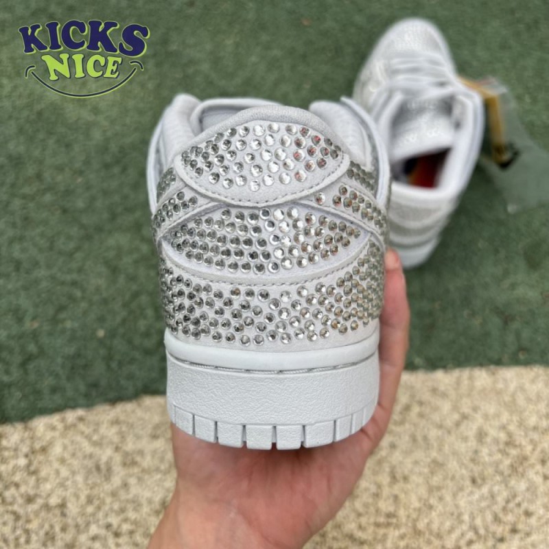 Cactus Plant Flea Market x Swarovski x Dunk Low 'Pure Platinum' Size 36-47.5 Cactus Plant Flea Market x Swarovski x Dunk Low 'Pure Platinum' Size 36-47.5