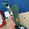 Dunk Low 'Michigan State' Size 36-47.5 Dunk Low 'Michigan State' Size 36-47.5
