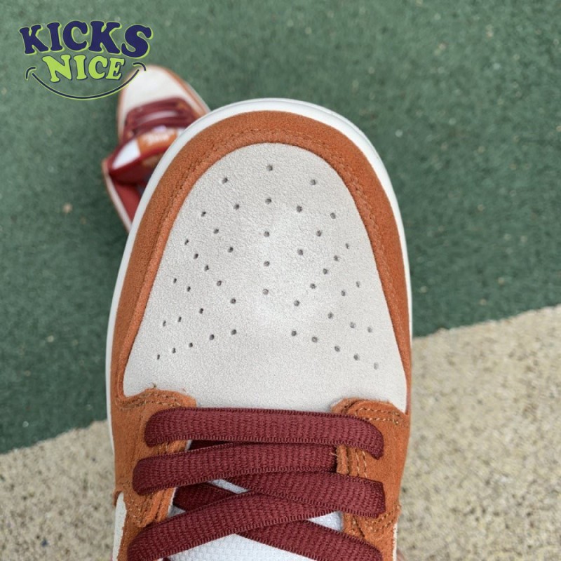 Dunk Low Pro SB 'Dark Russet' Size 36-47.5 Dunk Low Pro SB 'Dark Russet' Size 36-47.5