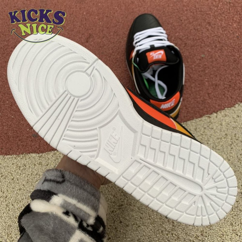 Dunk Low Pro SB 'Raygun' Size 36-45 Dunk Low Pro SB 'Raygun' Size 36-45