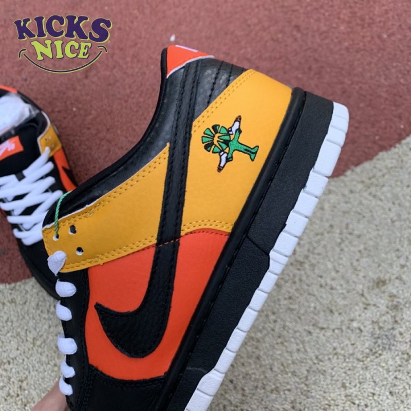 Dunk Low Pro SB 'Raygun' Size 36-45 Dunk Low Pro SB 'Raygun' Size 36-45