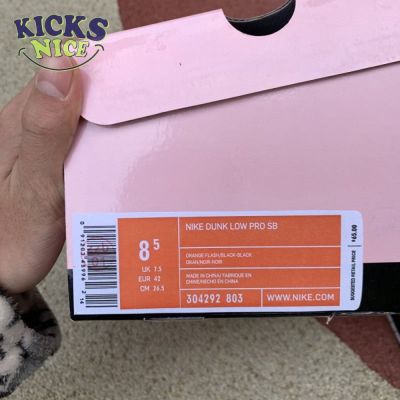 Dunk Low Pro SB 'Raygun' Size 36-45 Dunk Low Pro SB 'Raygun' Size 36-45