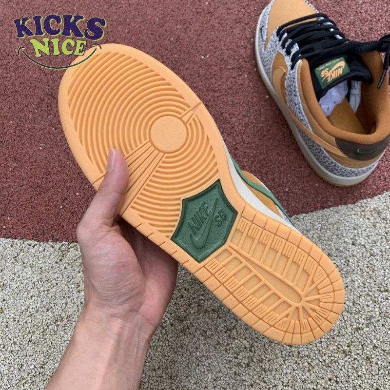 Dunk Low Pro SB 'Safari' Size 36-45 Dunk Low Pro SB 'Safari' Size 36-45