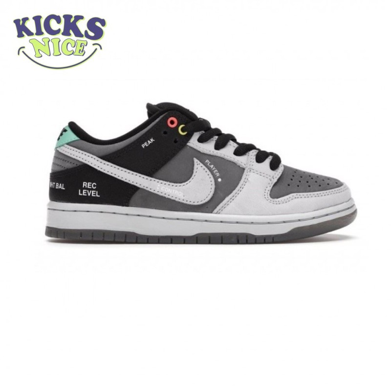 Dunk Low SB 'Camcorder' Size 40-47.5 Dunk Low SB 'Camcorder' Size 40-47.5