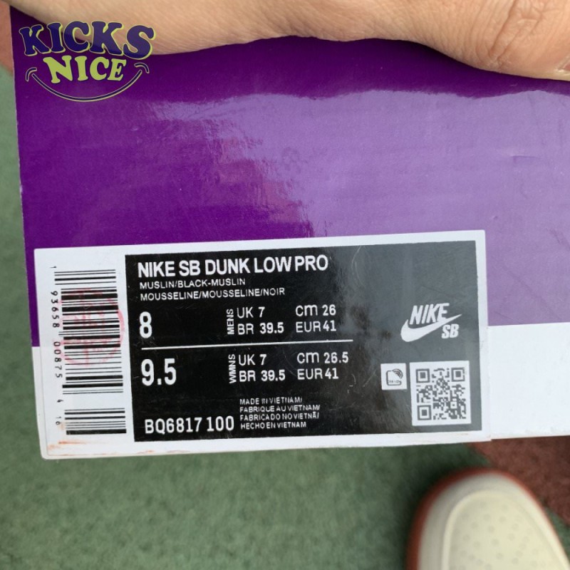 Dunk Low SB 'Muslin' Size 36-47.5 Dunk Low SB 'Muslin' Size 36-47.5