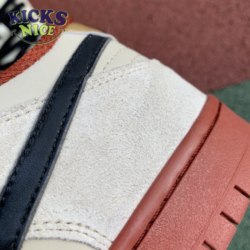 Dunk Low SB 'Muslin' Size 36-47.5 Dunk Low SB 'Muslin' Size 36-47.5