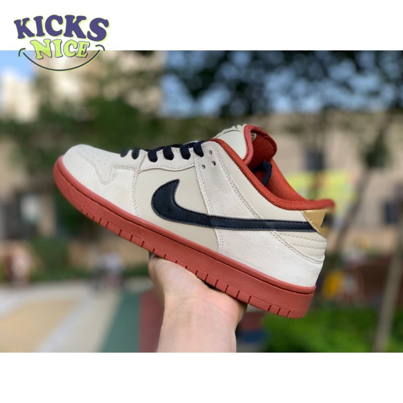 Dunk Low SB 'Muslin' Size 36-47.5 Dunk Low SB 'Muslin' Size 36-47.5