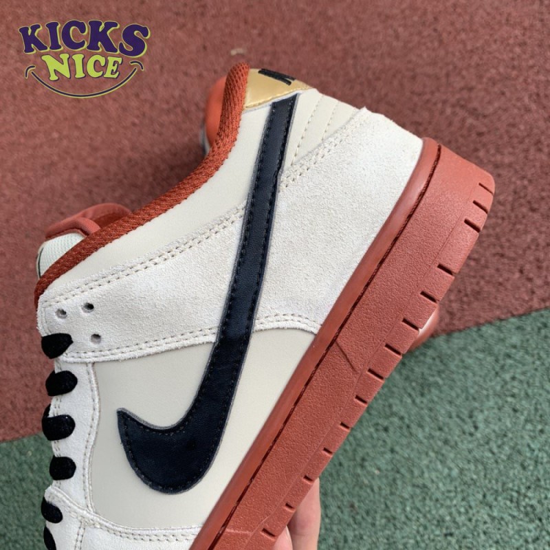 Dunk Low SB 'Muslin' Size 36-47.5 Dunk Low SB 'Muslin' Size 36-47.5