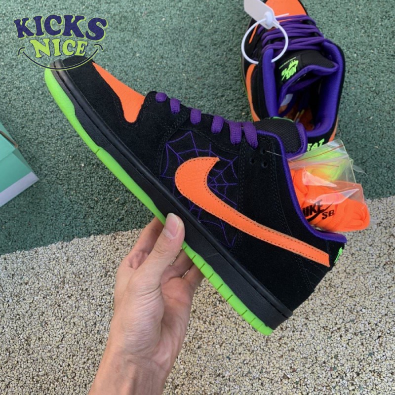 Dunk Low SB 'Night of Mischief' Size 36-45 Dunk Low SB 'Night of Mischief' Size 36-45