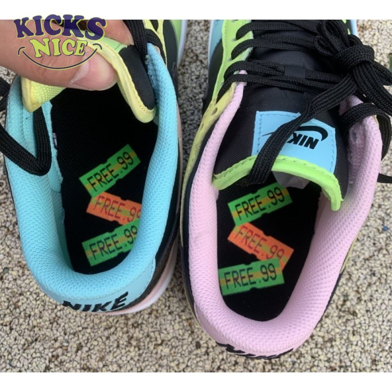 Dunk Low SE 'Free. 99 - Black' Size 36-46 Dunk Low SE 'Free. 99 - Black' Size 36-46