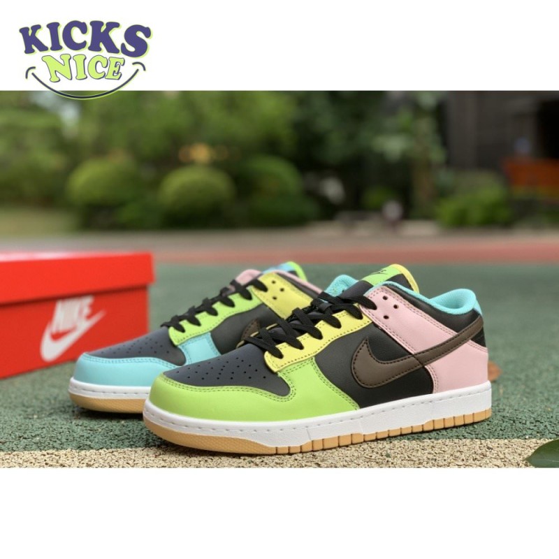 Dunk Low SE 'Free. 99 - Black' Size 36-46 Dunk Low SE 'Free. 99 - Black' Size 36-46