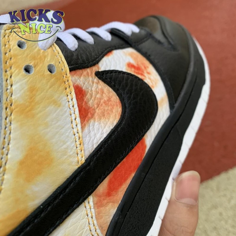 Dunk SB Low 'Tie-Dye Raygun - Black' Size 40-46 Dunk SB Low 'Tie-Dye Raygun - Black' Size 40-46