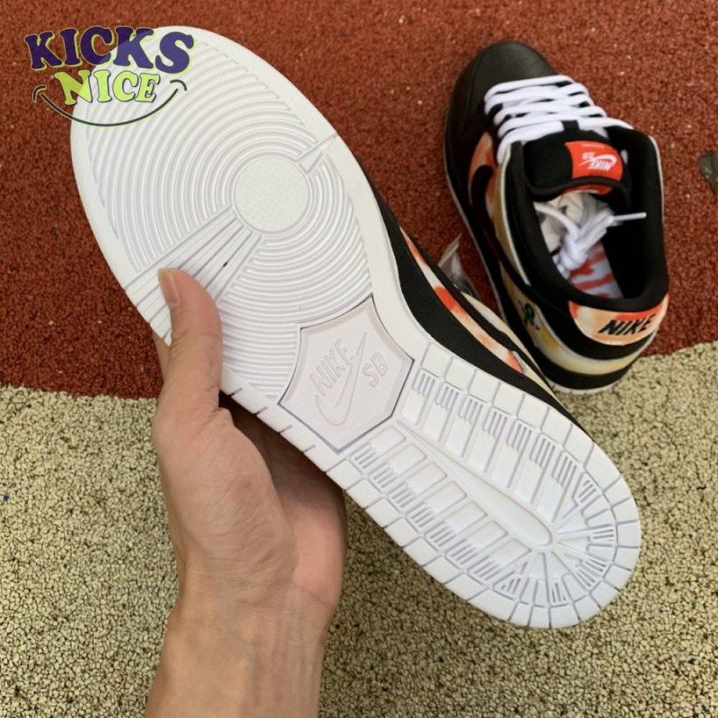 Dunk SB Low 'Tie-Dye Raygun - Black' Size 40-46 Dunk SB Low 'Tie-Dye Raygun - Black' Size 40-46