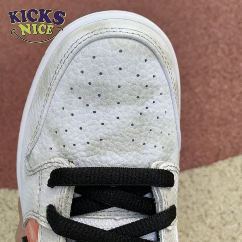 Dunk SB Low 'Tie-Dye Raygun - White' Size 40-46 Dunk SB Low 'Tie-Dye Raygun - White' Size 40-46