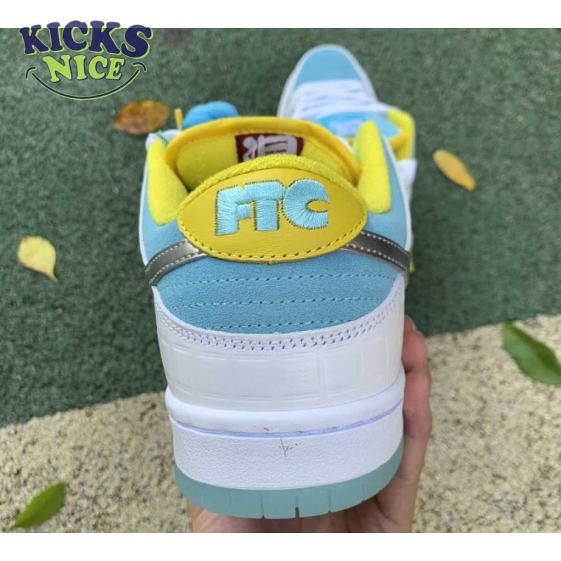 FTC x Dunk Low SB 'Lagoon Pulse' Size 36-47.5 FTC x Dunk Low SB 'Lagoon Pulse' Size 36-47.5