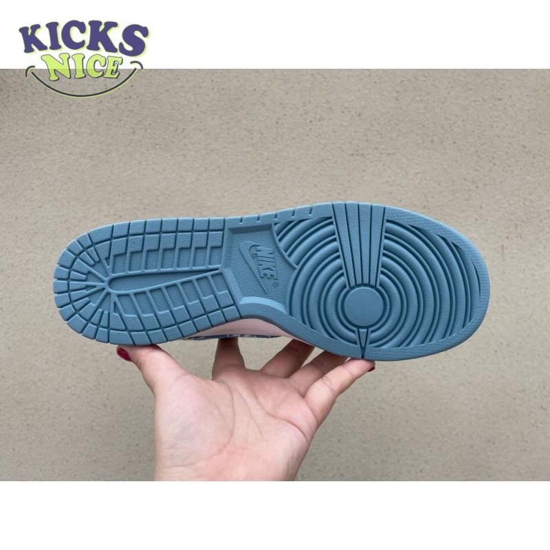 Nike Dunk Low Essential Paisley Pack Worn Blue Size 40-47.5 Nike Dunk Low Essential Paisley Pack Worn Blue Size 40-47.5