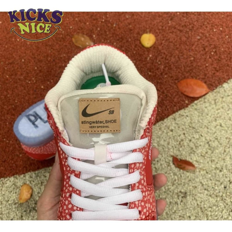 Stingwater x Dunk Low SB 'Magic Mushroom' Size 36-47.5 Stingwater x Dunk Low SB 'Magic Mushroom' Size 36-47.5