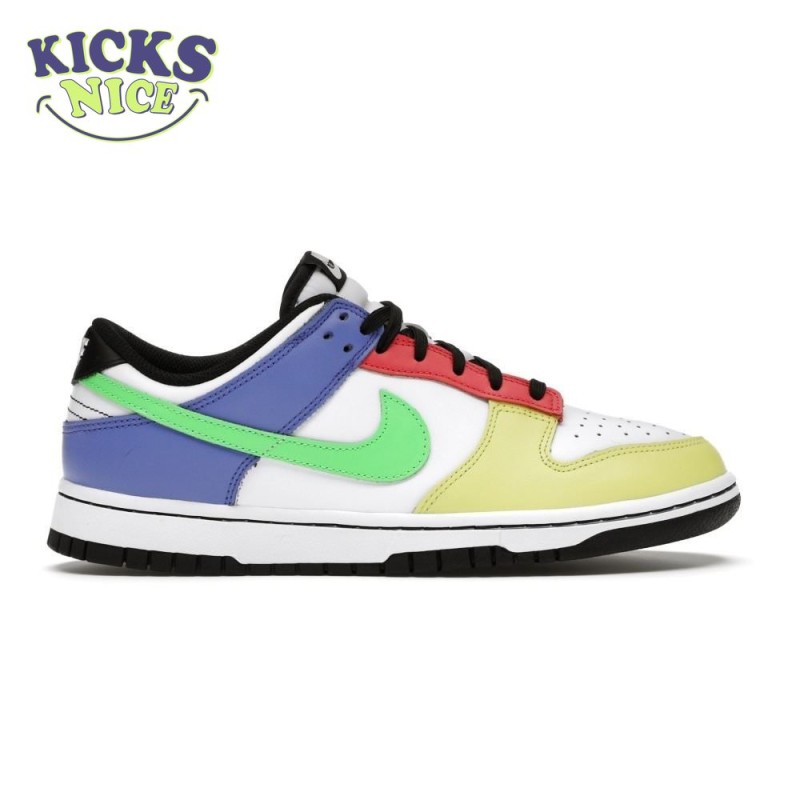 Wmns Dunk Low 'Green Strike' Size 36-47.5 Wmns Dunk Low 'Green Strike' Size 36-47.5