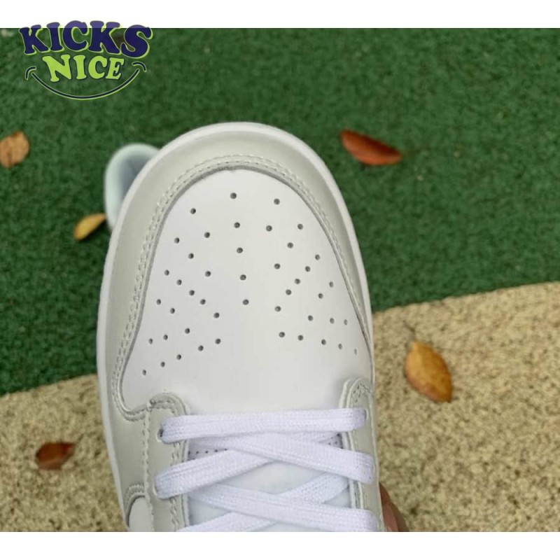 Wmns Dunk Low 'Photon Dust' Size 36-46 Wmns Dunk Low 'Photon Dust' Size 36-46