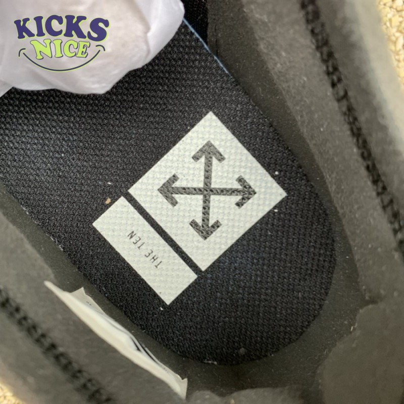 Off-White x Air Force 1 Low 'Black' Size 40-47.5 Off-White x Air Force 1 Low 'Black' Size 40-47.5