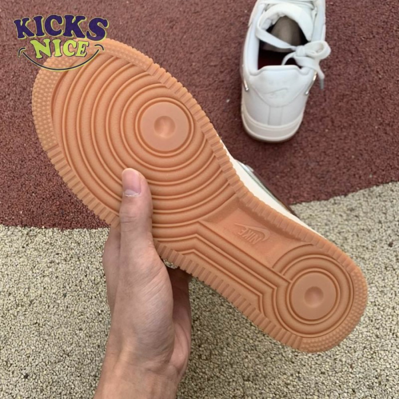 Travis Scott x Air Force 1 'Sail' Size 36-46 Travis Scott x Air Force 1 'Sail' Size 36-46