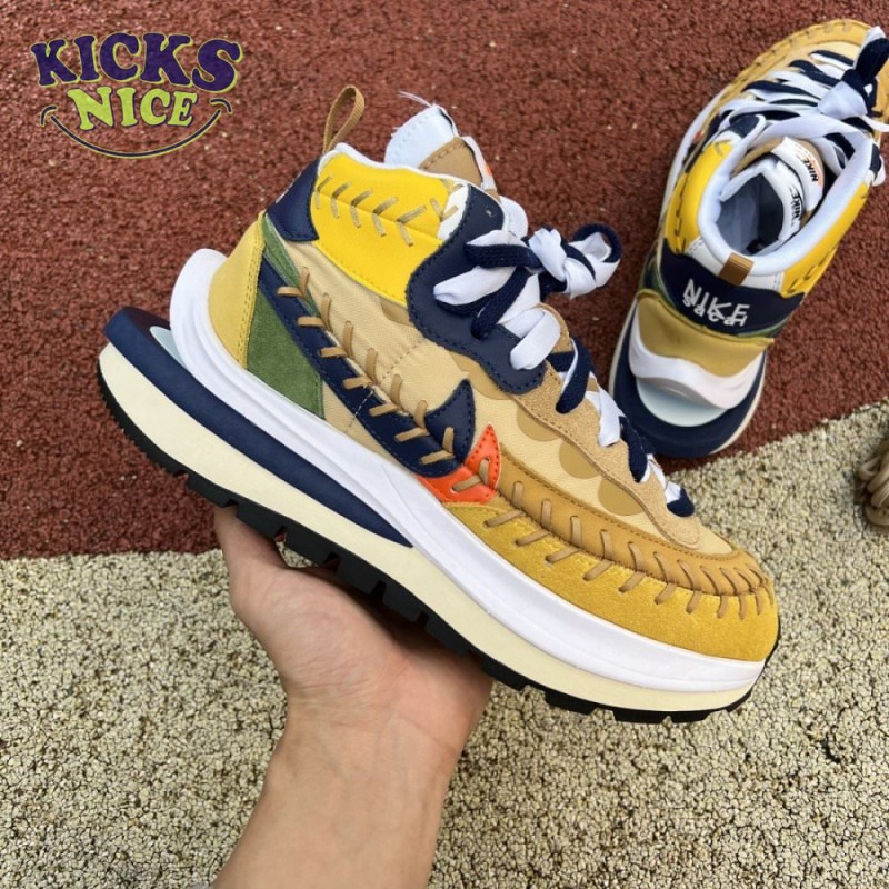 Nike Vaporwaffle sacai Jean Paul Gaultier Sesame Blue Size 36-45 Nike Vaporwaffle sacai Jean Paul Gaultier Sesame Blue Size 36-45