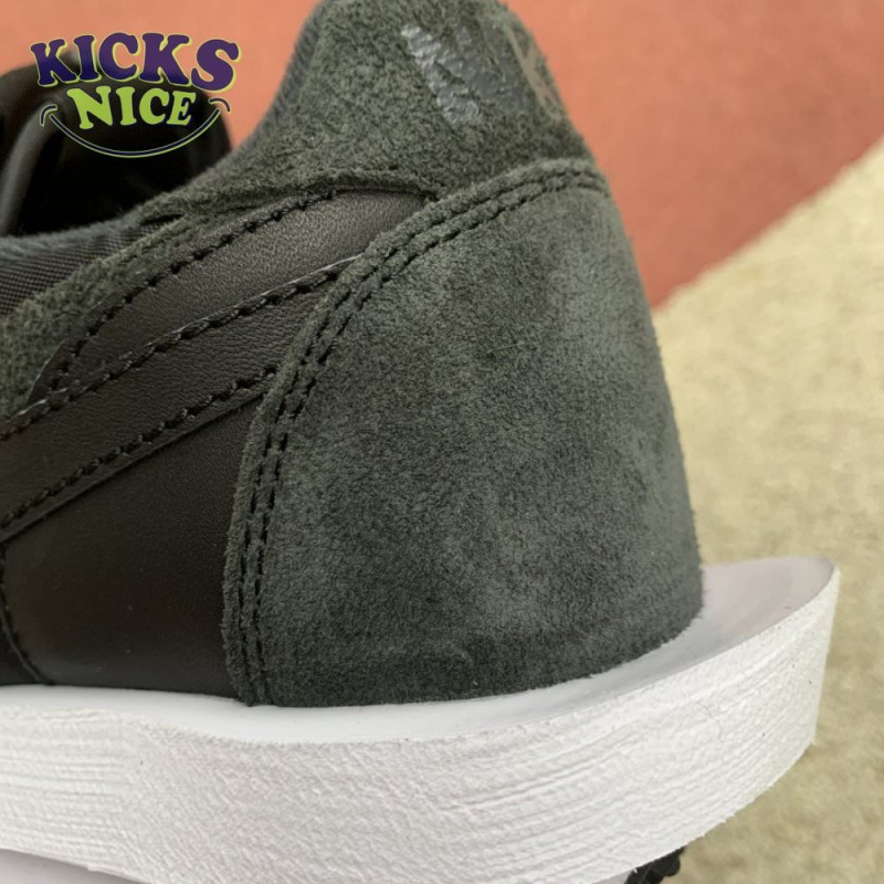 Sacai x LDWaffle 'Black Nylon' Size 36-46 Sacai x LDWaffle 'Black Nylon' Size 36-46