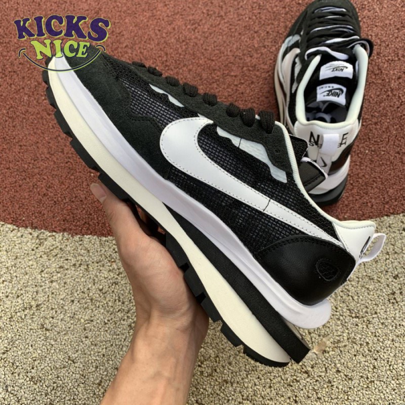 Sacai x VaporWaffle 'Black White' Size 36-47.5 Sacai x VaporWaffle 'Black White' Size 36-47.5