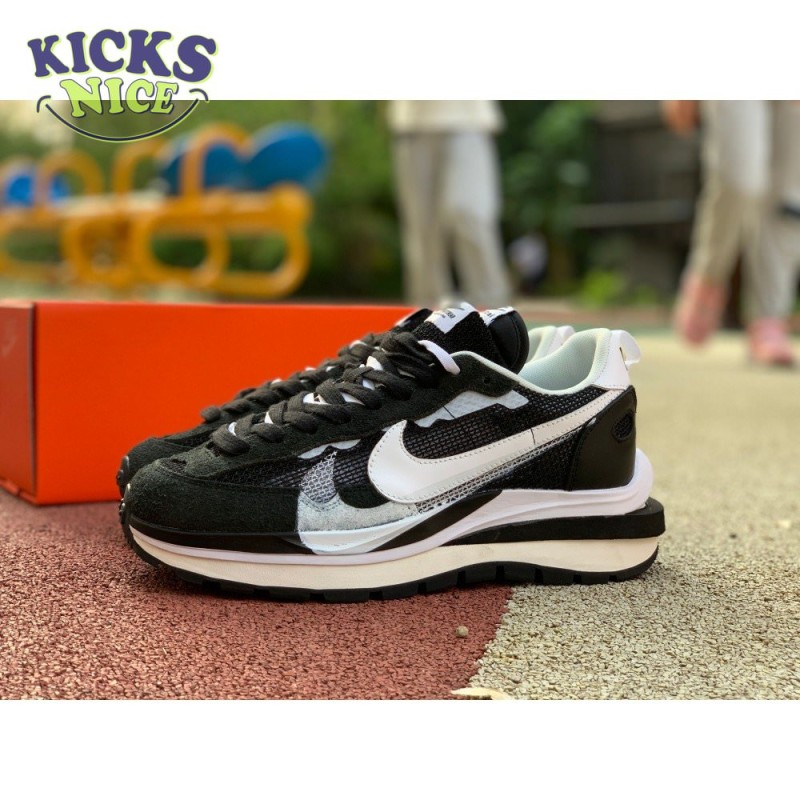 Sacai x VaporWaffle 'Black White' Size 36-47.5 Sacai x VaporWaffle 'Black White' Size 36-47.5