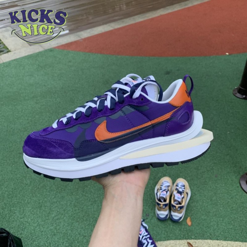 sacai x VaporWaffle 'Dark Iris' Size 36-47.5 sacai x VaporWaffle 'Dark Iris' Size 36-47.5