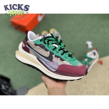 Sacai x VaporWaffle SP 'Villain Red' Size 36-47.5 Sacai x VaporWaffle SP 'Villain Red' Size 36-47.5