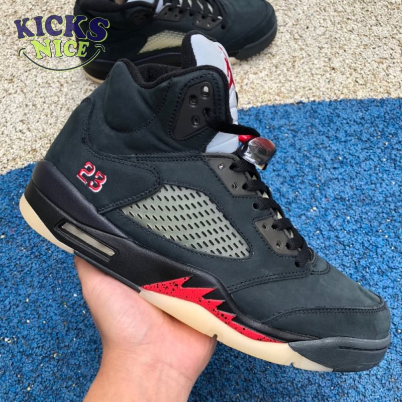 Jordan 5 Retro Gore-Tex Off-Noir DR0092-001 Size 40-47.5 Jordan 5 Retro Gore-Tex Off-Noir DR0092-001 Size 40-47.5