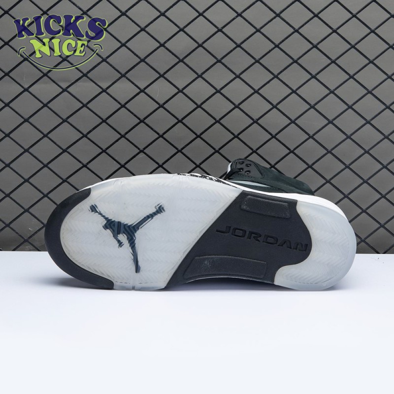 Air Jordan 5 Retro 'Oreo' 2021 Size 40-47.5 Air Jordan 5 Retro 'Oreo' 2021 Size 40-47.5