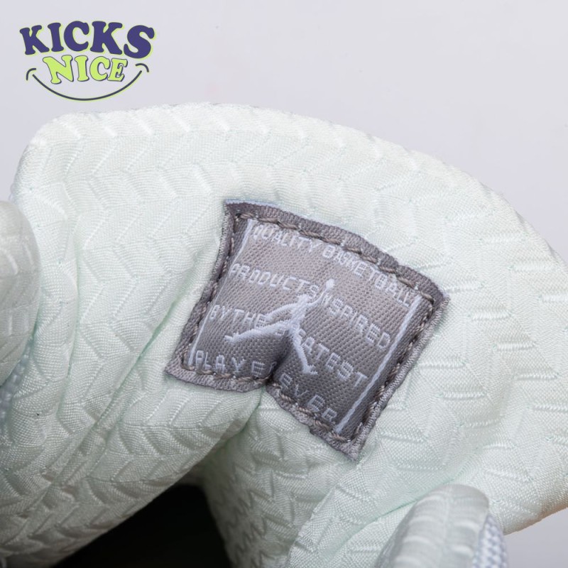 Jordan 11 Retro Silver Anniversary (2010) 408201-101 Jordan 11 Retro Silver Anniversary (2010) 408201-101