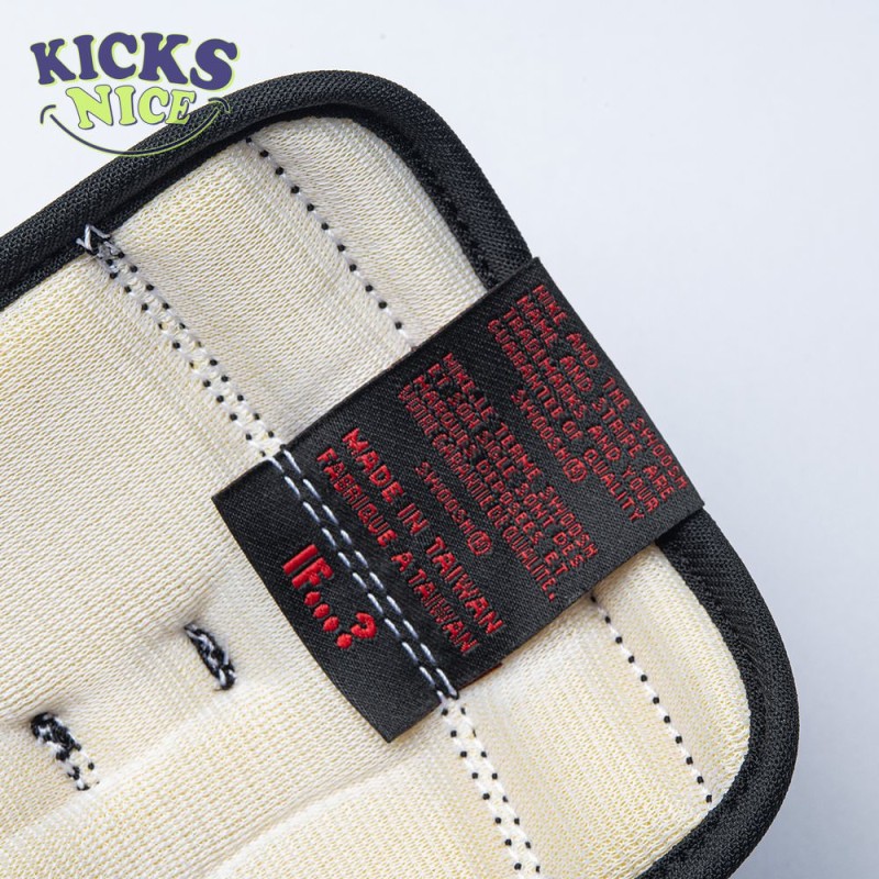 Jordan 1 Retro Banned (B-Grade) (2011) 43200-001 Size 40.5-47.5 Jordan 1 Retro Banned (B-Grade) (2011) 43200-001 Size 40.5-47.5