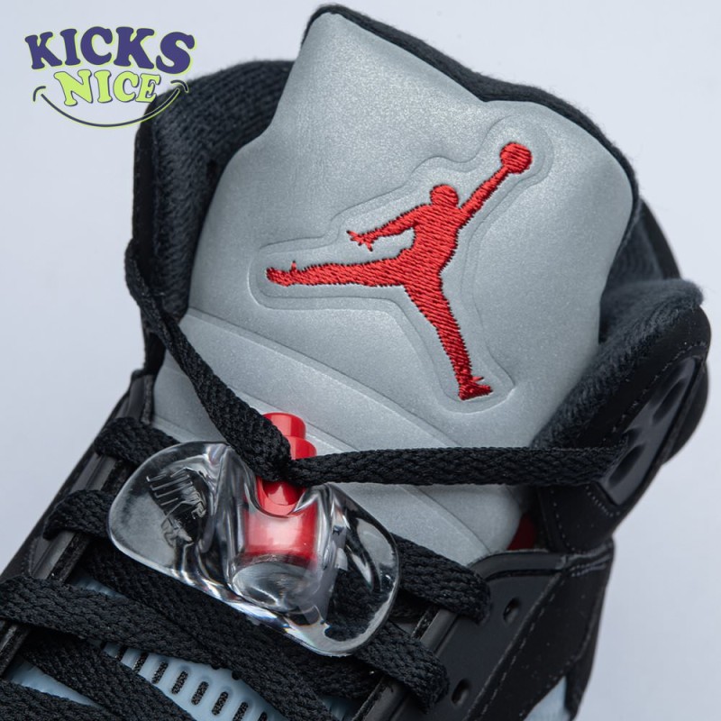 Jordan 5 Retro Black Metallic (2016) 845035-003 Size 40-47.5 Jordan 5 Retro Black Metallic (2016) 845035-003 Size 40-47.5