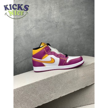 NIKE AIR JORDAN 1 MID 