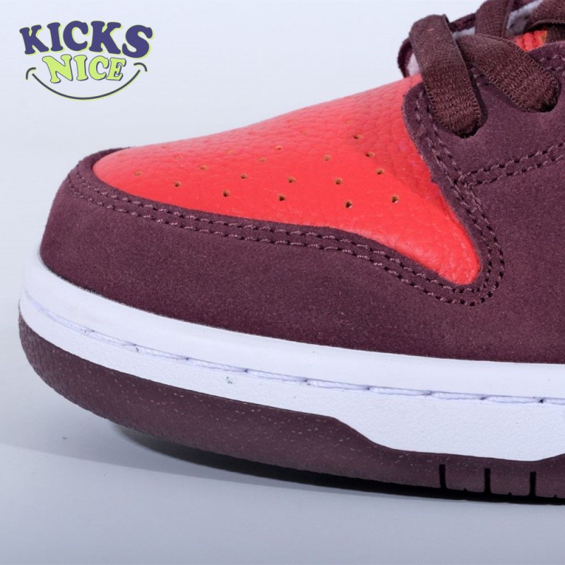 NIKE SB DUNK LOW PRO CHERRY 36-46 NIKE SB DUNK LOW PRO CHERRY 36-46